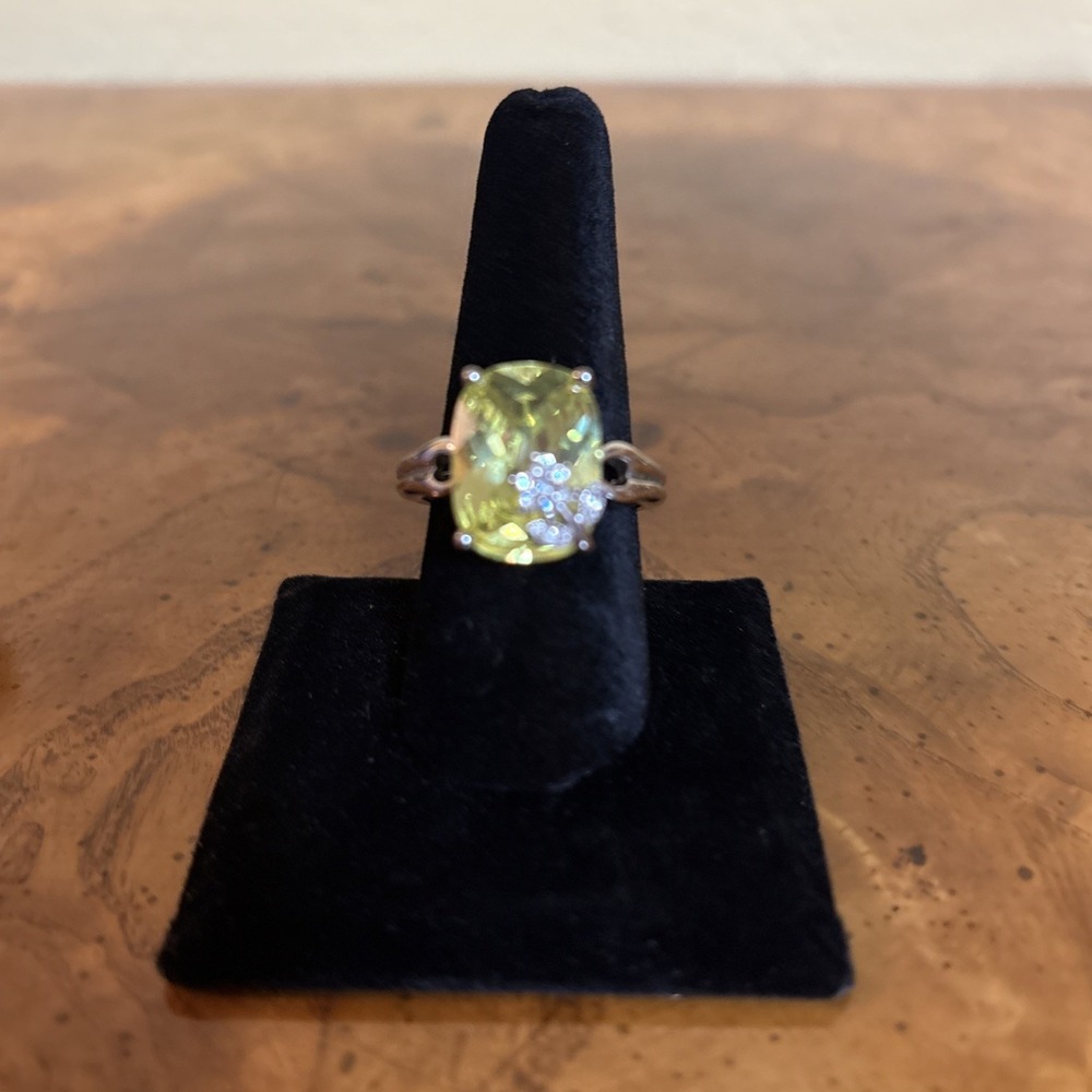 Vintage Rectangle Faux Citrine Silver Ring – Yellow Glass Stone – Retro Jewelry